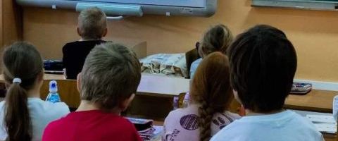 Warsztaty na temat oszczędzania wody dla uczniów klas I idą pełną parą!  (8)
