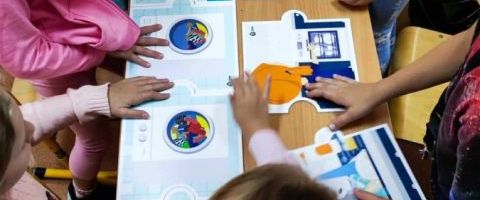 Warsztaty na temat oszczędzania wody dla uczniów klas I idą pełną parą!  (4)